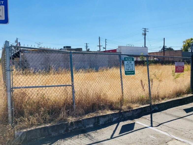 More Photos Of 6649 Fair Oaks Blvd, Carmichael Land For Lease