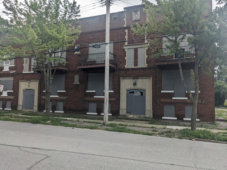 More Photos Of 1178 E 167th St, Cleveland Apartments For Sale