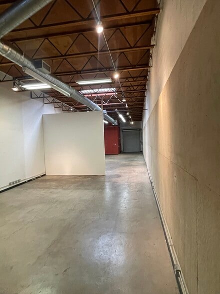 More Photos Of 1653 Stanford St, Santa Monica Warehouse For Lease