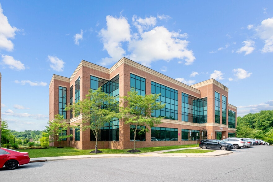 More Photos Of 12200 Annapolis Rd, Glenn Dale Medical For Sale