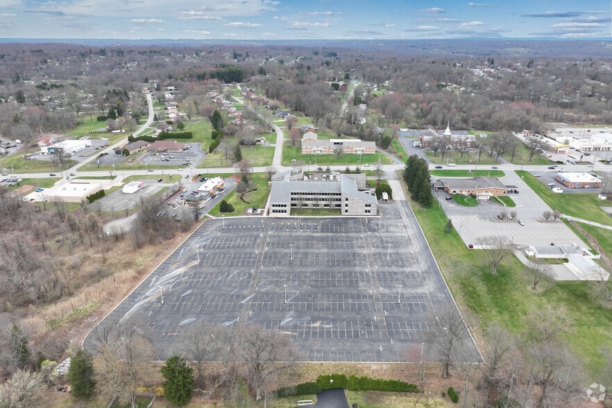 More Photos Of 2501 Wilmington Rd, New Castle Office For Sale