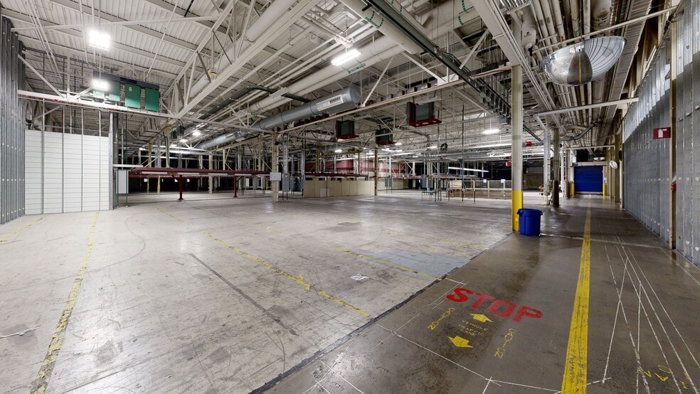 More Photos Of 2900 37th St, Rochester Warehouse For Lease