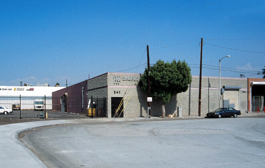 Primary Photo Of 341 W 31st St, Los Angeles Warehouse For Sale