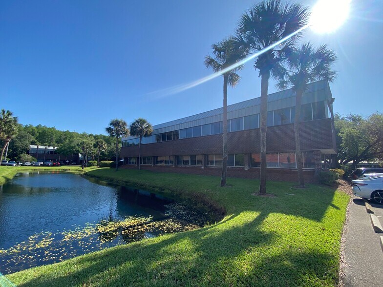 More Photos Of 10006 N Dale Mabry Hwy, Tampa Office For Lease