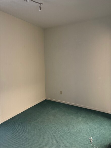 More Photos Of 2311 Lake Tahoe Blvd, South Lake Tahoe Office For Lease