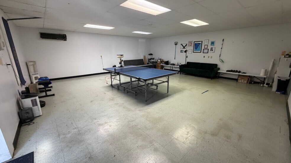 More Photos Of 25 S Broad St, Nazareth Medical For Lease