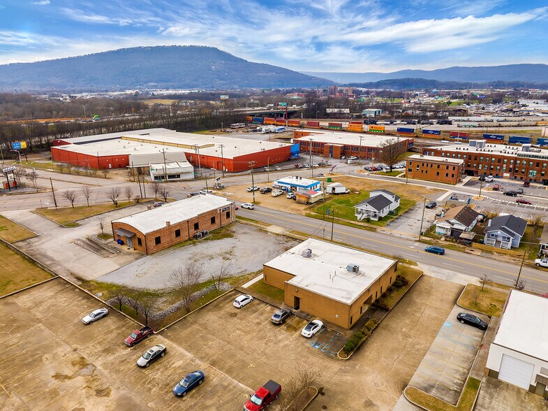 More Photos Of 1928 Central Ave, Chattanooga Medical For Lease