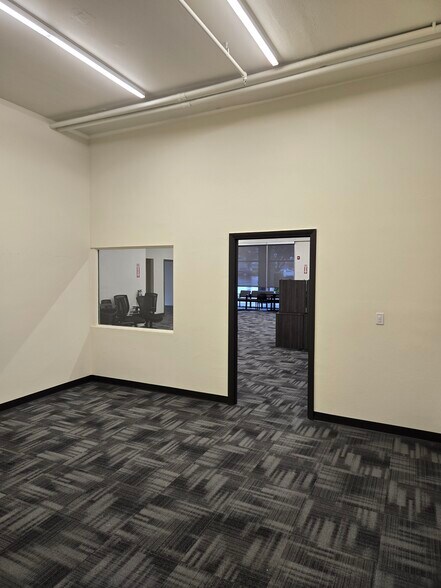 More Photos Of 9226 NE Highway 99, Vancouver Unknown For Lease