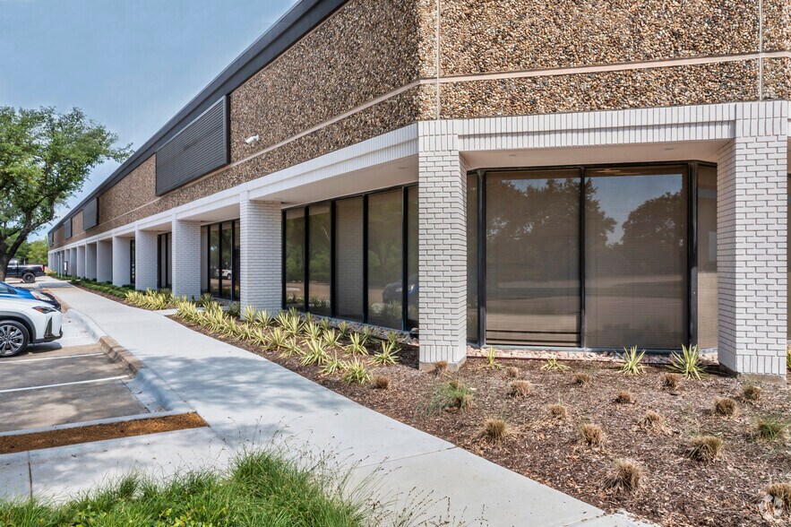 More Photos Of 1219 Digital Dr, Richardson Unknown For Lease