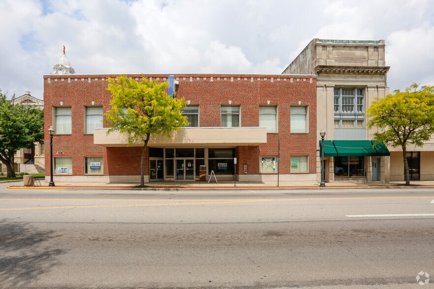 More Photos Of 134 E Court St, Washington Court House Office For Sale