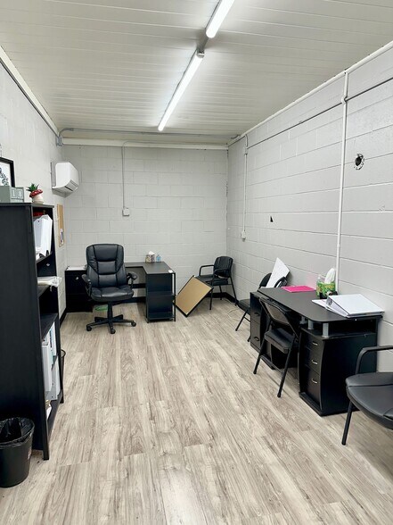 More Photos Of 115 W State St, North Baltimore Office For Sale