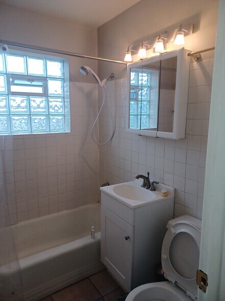 More Photos Of 1240 S 55th Ct, Cicero Apartments For Sale