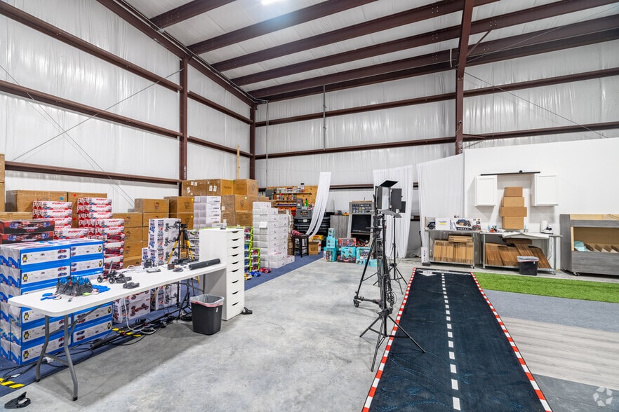 More Photos Of 18500 Pearland Sites Rd, Pearland Unknown For Lease