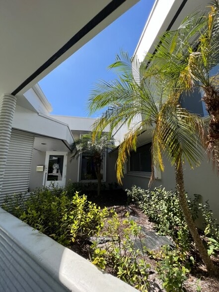 More Photos Of 721 NE 3rd Ave, Fort Lauderdale Office For Lease