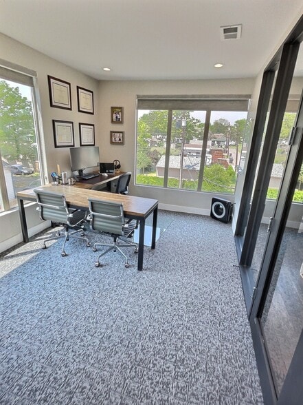 More Photos Of 4785 Tejon St, Denver Office For Lease