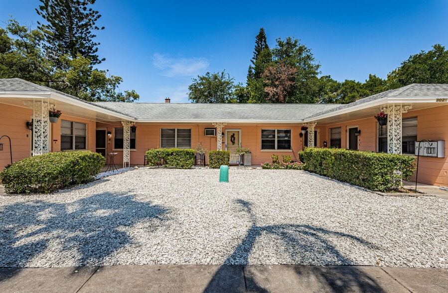 Primary Photo Of 3025 54th St S, Gulfport Apartments For Sale