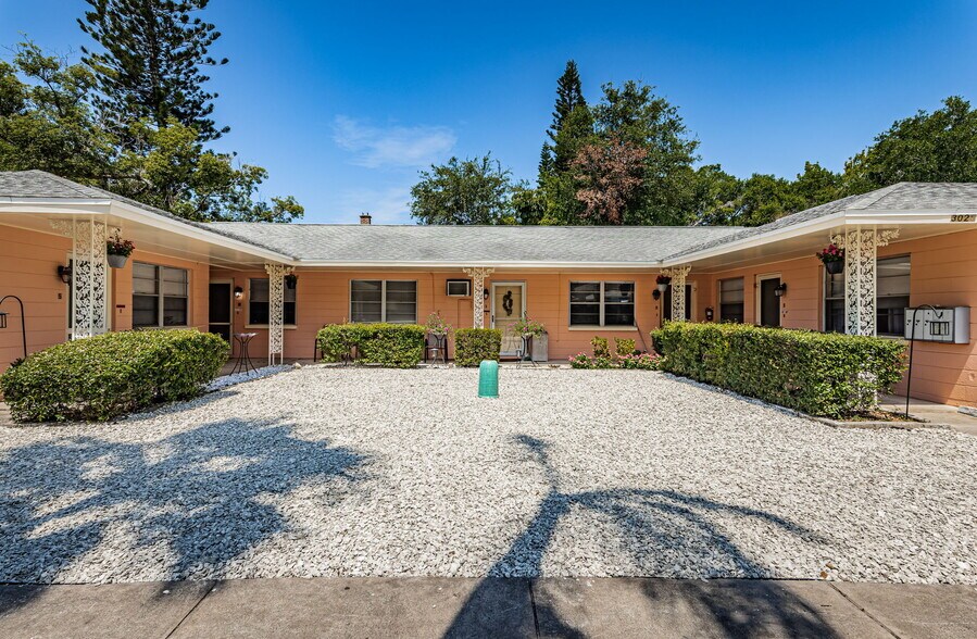 Primary Photo Of 3025 54th St S, Gulfport Apartments For Sale