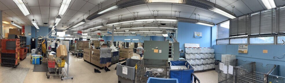 More Photos Of 1602 Frankford Ave, Philadelphia Post Office For Sale