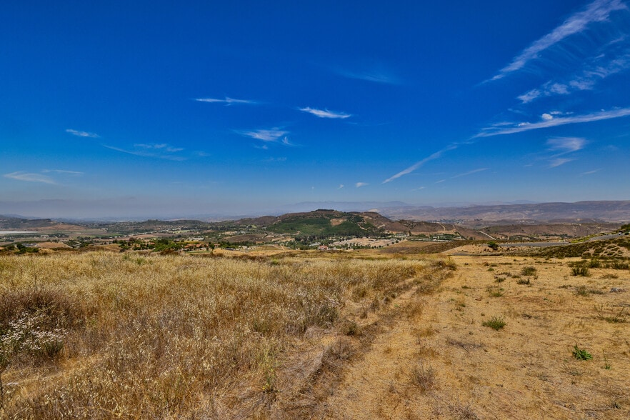 More Photos Of 70 Presidential dr, Simi Valley Land For Sale