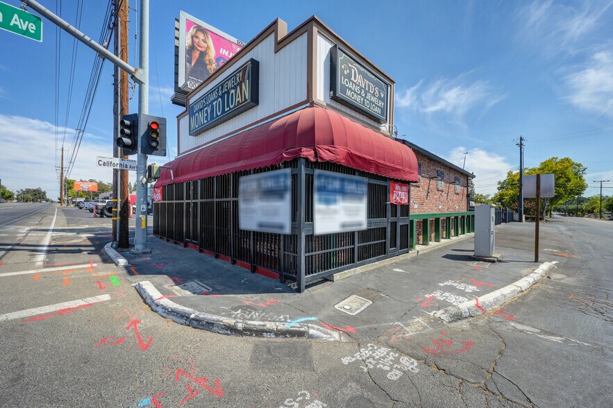 More Photos Of 7800 Fair Oaks Blvd, Carmichael Freestanding For Sale