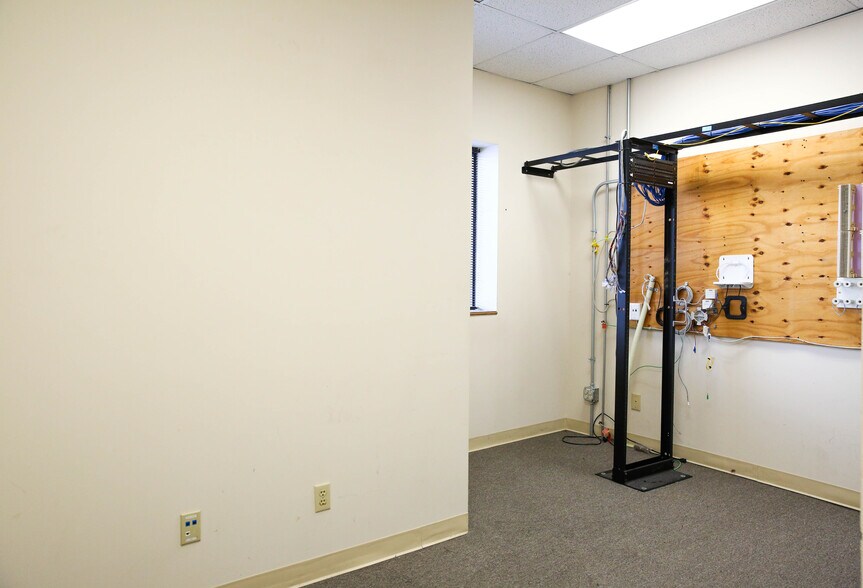 More Photos Of 626 Minnesota Ave, Kansas City Office For Lease