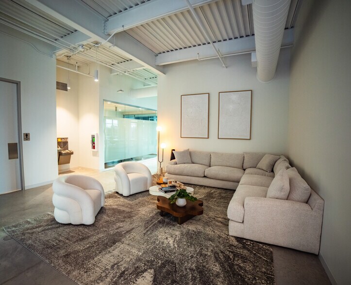 More Photos Of 2500 NE 11th St, Bentonville Coworking Space