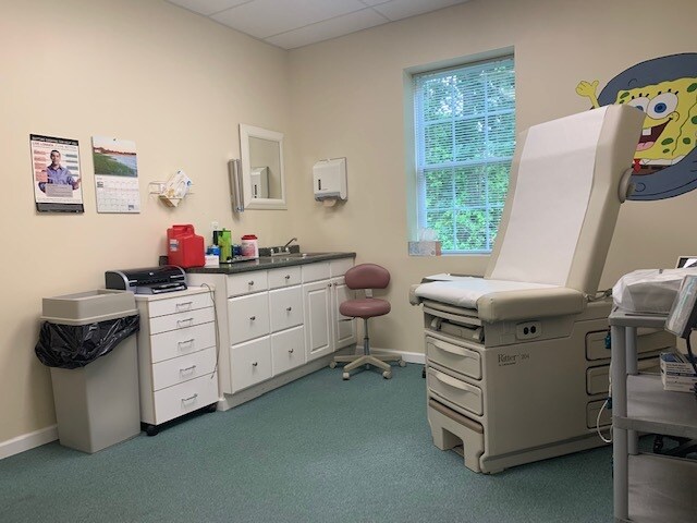 More Photos Of 5970-5976 Route 25A, Wading River Medical For Lease
