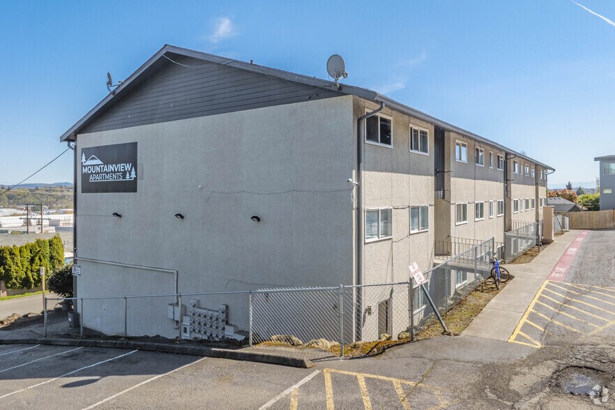 More Photos Of 10625 22nd Pl S, Seattle Apartments For Sale