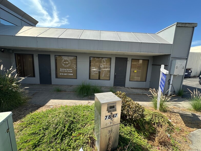 More Photos Of 7841 El Cajon Blvd, La Mesa Office Residential For Sale