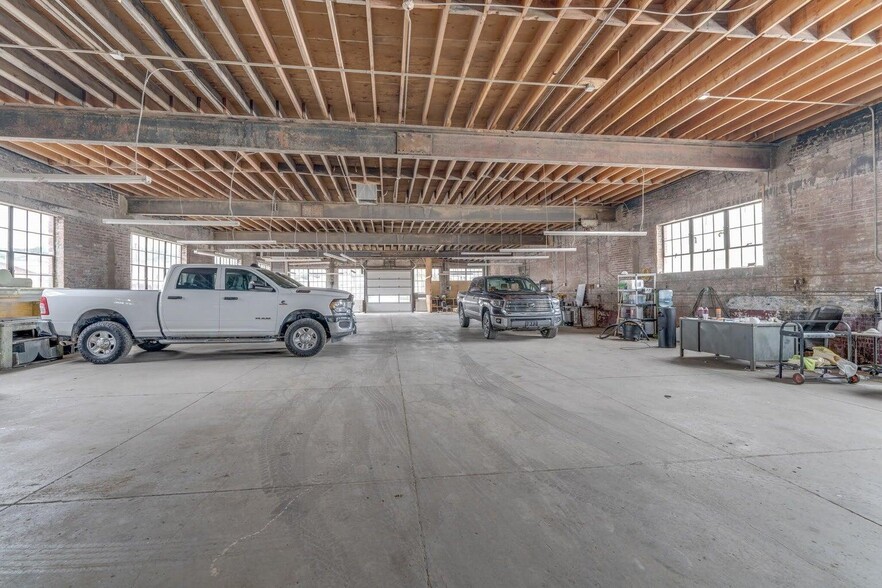 More Photos Of 430 E Main St, Trinidad Industrial For Sale