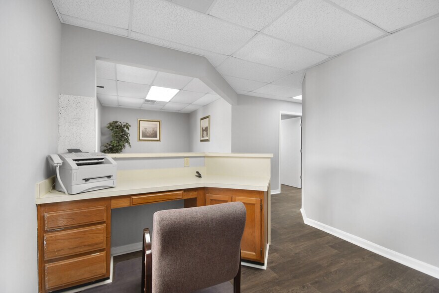 More Photos Of 1840 Dunn Ave, Jacksonville Medical For Lease