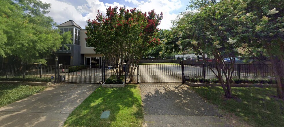 More Photos Of 4235 Cedar Springs Rd, Dallas Office For Lease