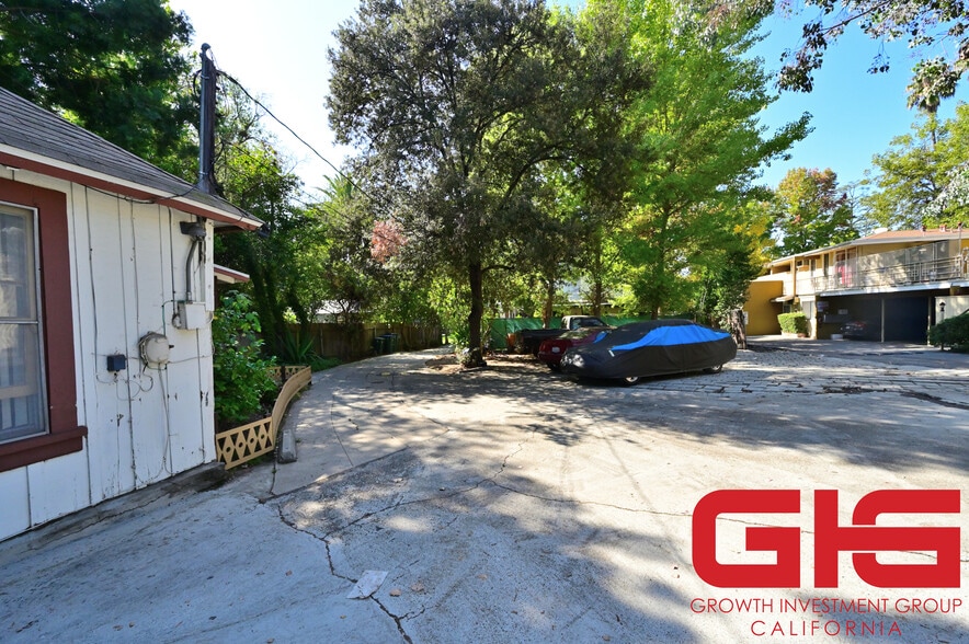 More Photos Of 562 N Madison Ave, Pasadena Apartments For Sale