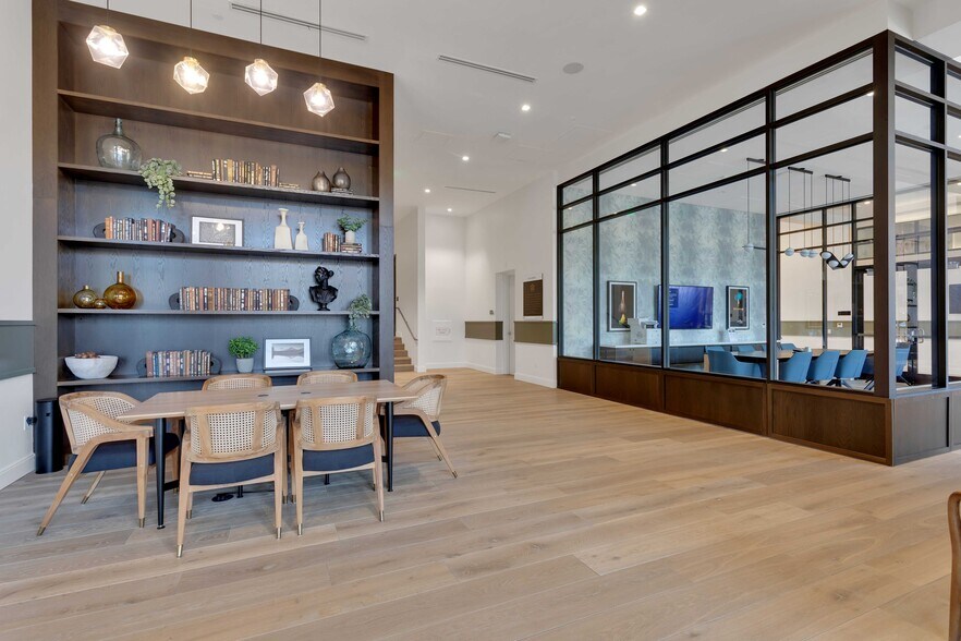 More Photos Of 1840 Market St, Denver Apartments For Lease