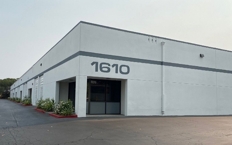 Primary Photo Of 1610 Dell Ave, Campbell Warehouse For Lease