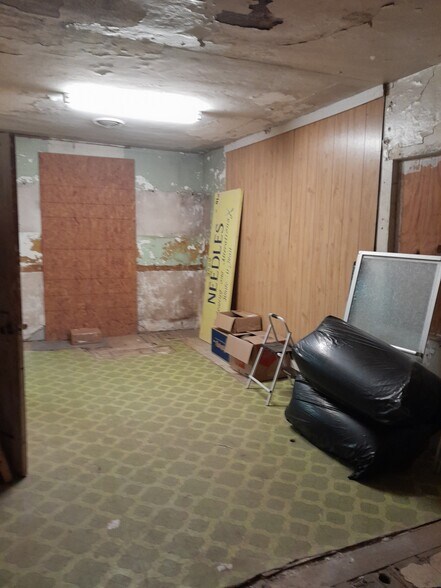 More Photos Of 9135 S Main St, Jonesboro Light Manufacturing For Sale