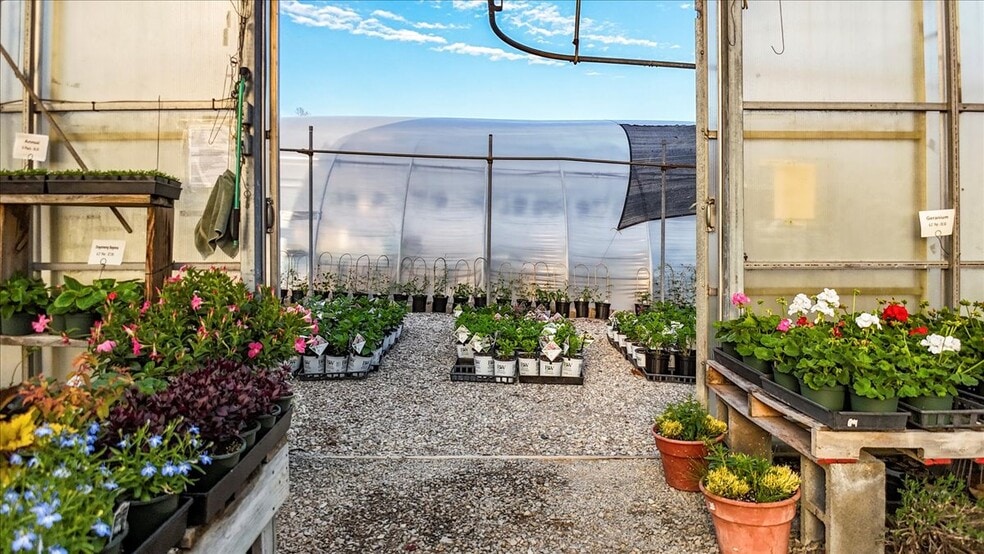 More Photos Of 1356 Coopers Cove Rd, Hardy Specialty For Sale