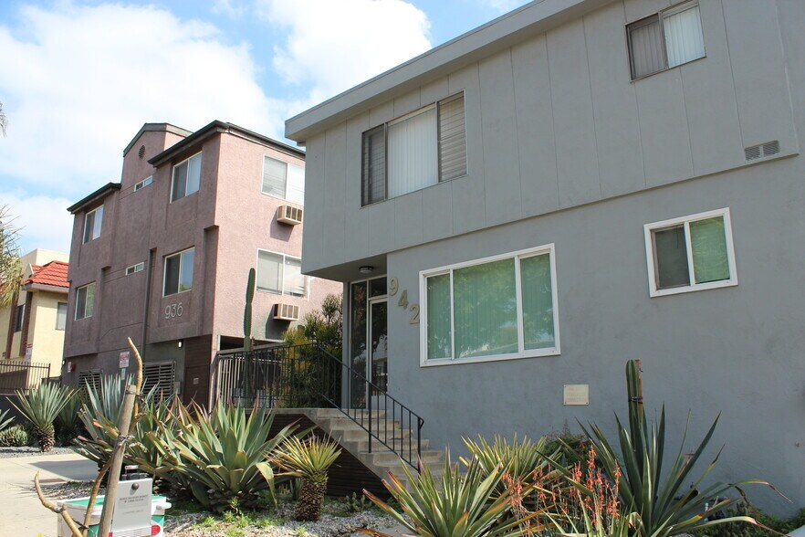 More Photos Of 942 S Burlington Ave, Los Angeles Apartments For Sale
