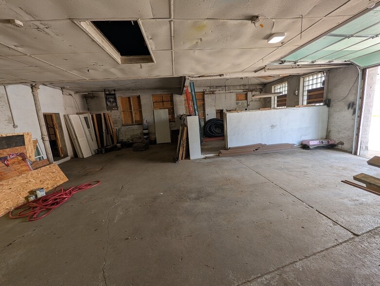 More Photos Of 67 Brenner Ave, Dayton Warehouse For Sale
