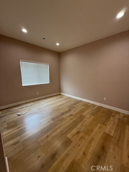 More Photos Of 7737 Ferncola Ave, Sun Valley Apartments For Sale