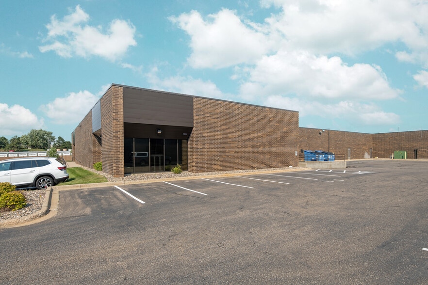 More Photos Of 1301 Corporate Center Dr, Eagan Unknown For Lease