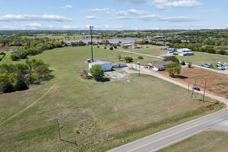 More Photos Of 11113 S Sunnylane Rd, Oklahoma City Warehouse For Sale