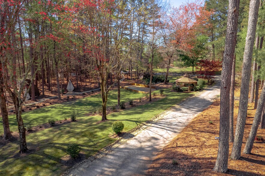 More Photos Of 3430 Land Rd, Alpharetta Religious Facility For Sale