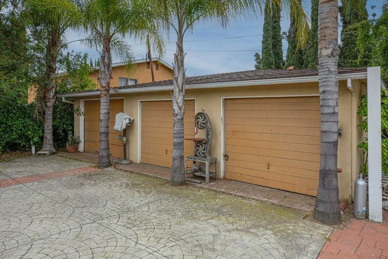 More Photos Of 2170-2178 E Villa St, Pasadena Storefront Retail Residential For Sale