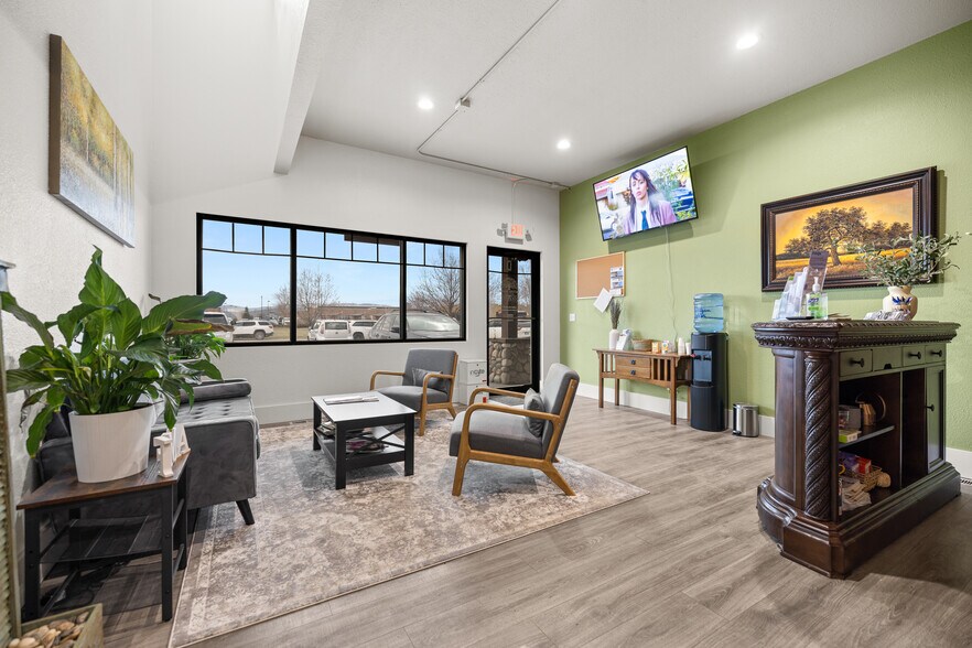 More Photos Of 195 Commons Loop, Kalispell Medical For Sale