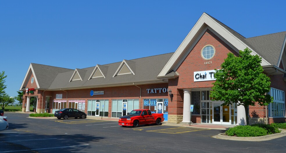 More Photos Of 14421 S Wallin Dr, Plainfield Freestanding For Lease