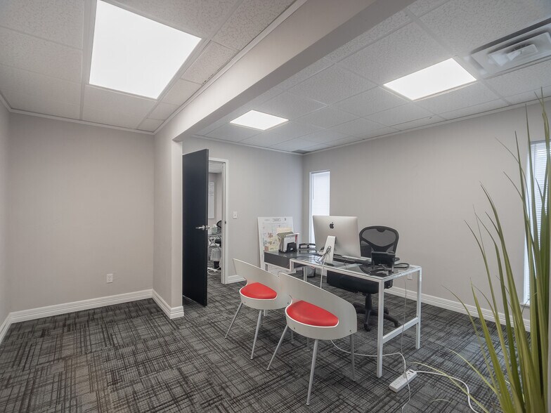 More Photos Of 6001 Nw Expressway, Oklahoma City Office For Sale