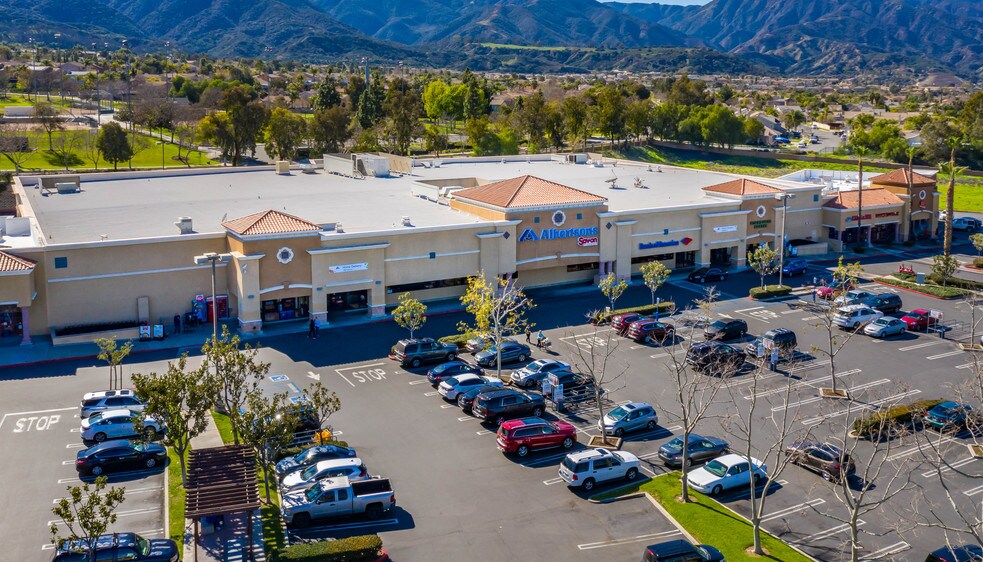Primary Photo Of 130-330 W Foothill Pky, Corona Unknown For Lease