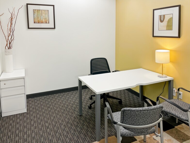 More Photos Of 2355 Highway 36 W, Roseville Coworking Space