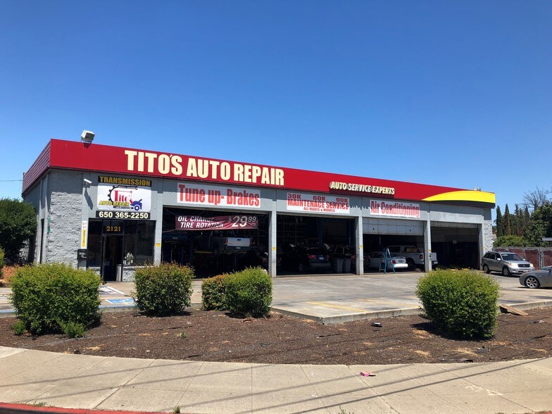 More Photos Of 2121 El Camino Real, Redwood City Freestanding For Lease